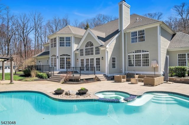 42 Calais Rd, Mendham Twp., NJ 07945