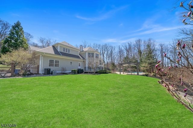 42 Calais Rd, Mendham Twp., NJ 07945