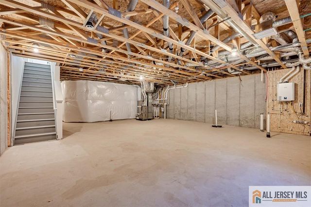 96 Bohar Lane, South Brunswick, NJ 08852