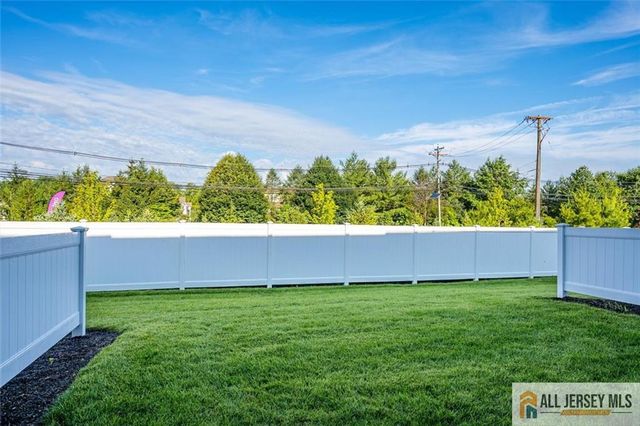 96 Bohar Lane, South Brunswick, NJ 08852