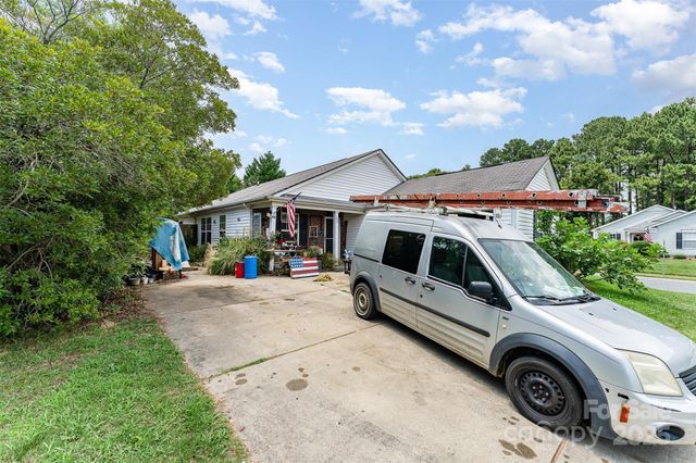 102 Daventry Place, Mooresville, NC 28117