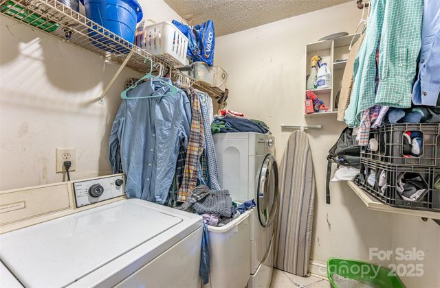 102 Daventry Place, Mooresville, NC 28117