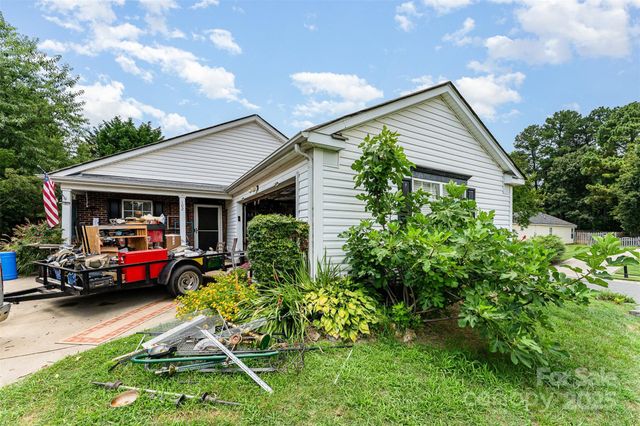 102 Daventry Place, Mooresville, NC 28117
