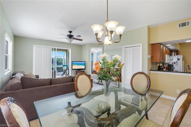 230 Newport DR 601, Naples, FL 34114