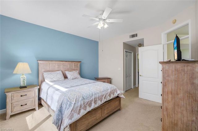 230 Newport DR 601, Naples, FL 34114