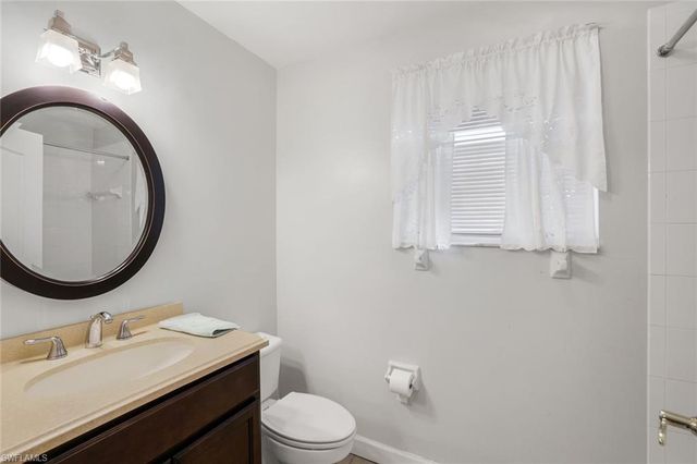 230 Newport DR 601, Naples, FL 34114