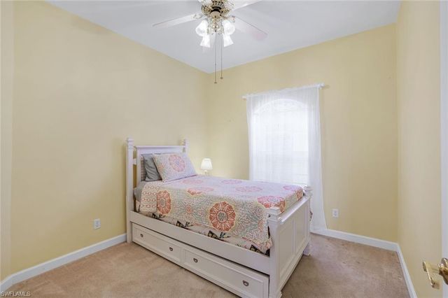 230 Newport DR 601, Naples, FL 34114