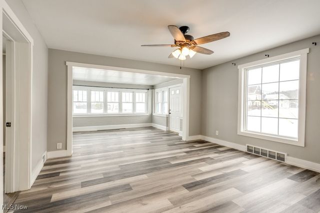 124 3rd Street SW, Strasburg, OH 44680