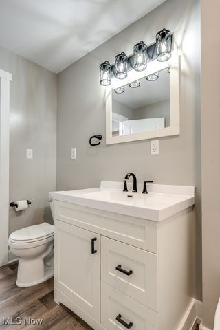 124 3rd Street SW, Strasburg, OH 44680
