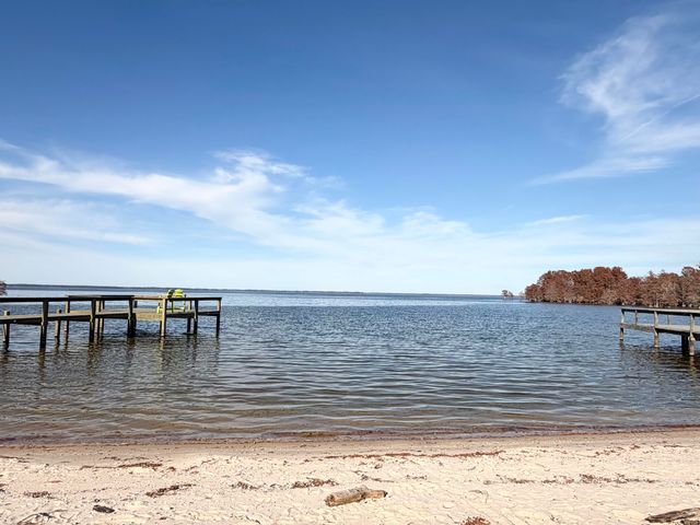 518 Knott Drive, Eutawville, SC 29048