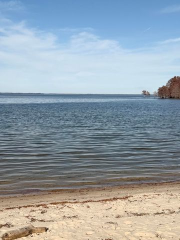 518 Knott Drive, Eutawville, SC 29048