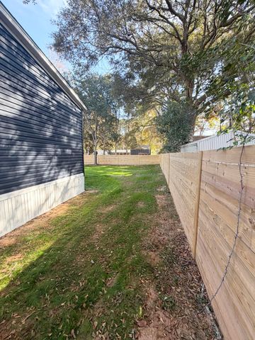 518 Knott Drive, Eutawville, SC 29048