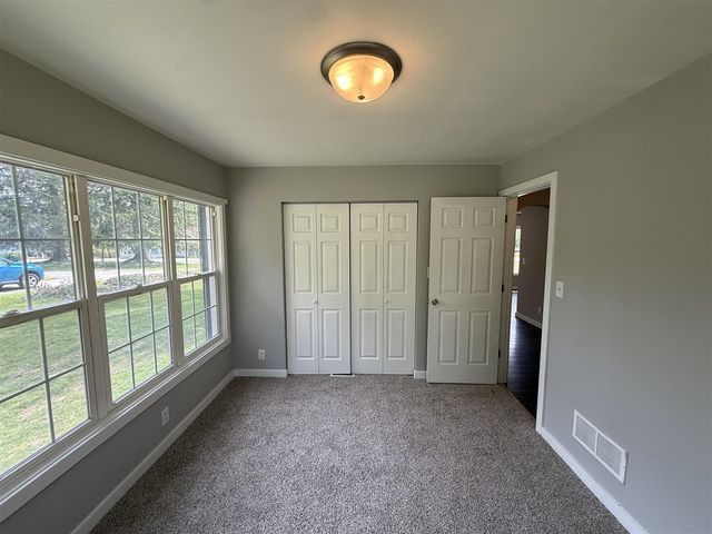 1803 Niles Buchanan Road, Niles, MI 49120