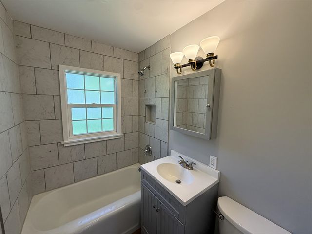 1803 Niles Buchanan Road, Niles, MI 49120