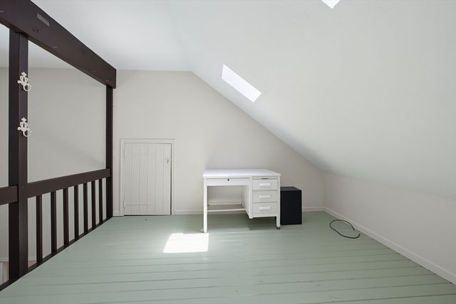 47 Old Village Rd, Sturbridge, MA 01566