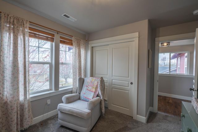 2202 NW Cedar Avenue, Redmond, OR 97756