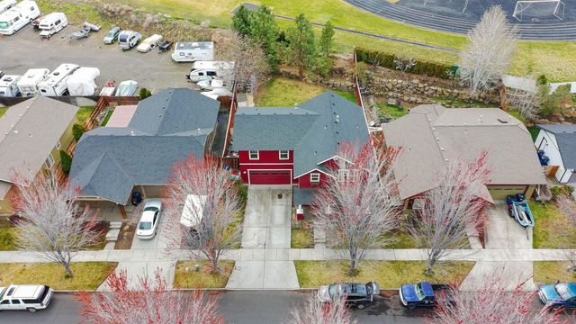 2202 NW Cedar Avenue, Redmond, OR 97756