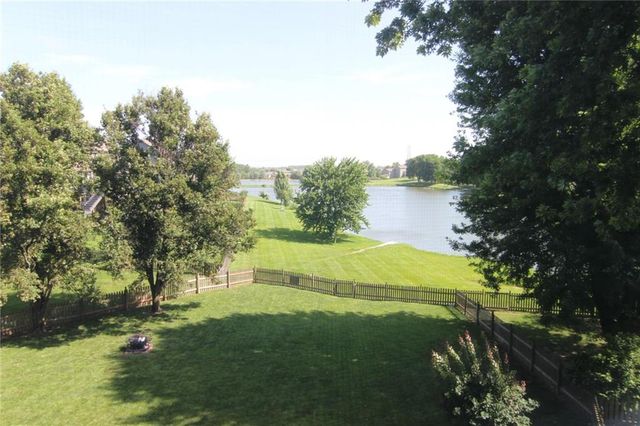 10308 NE 98th Terrace, Kansas City, MO 64157