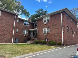 275 River Road K, Bogota, NJ 07603