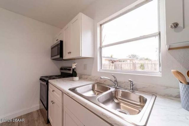 1575 Carmen Avenue, Daytona Beach, FL 32117