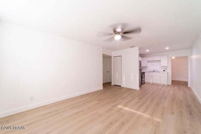 1575 Carmen Avenue, Daytona Beach, FL 32117