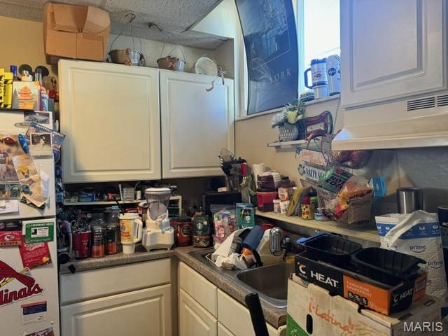 423 Degenhardt Avenue, St Louis, MO 63125