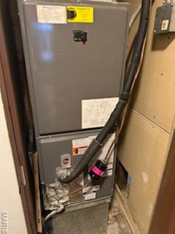 423 Degenhardt Avenue, St Louis, MO 63125