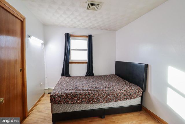 181 S MAIN ST, Mount Wolf, PA 17347
