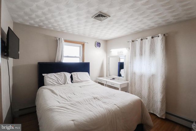 181 S MAIN ST, Mount Wolf, PA 17347