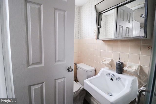 181 S MAIN ST, Mount Wolf, PA 17347