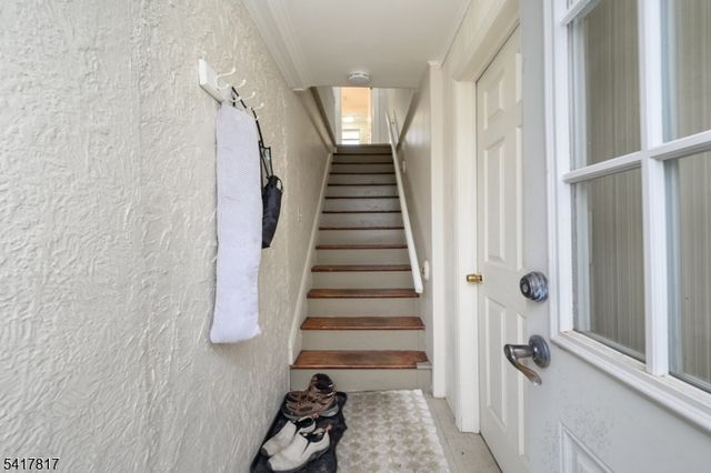 324 N 8Th Ave, Manville Boro, NJ 08835