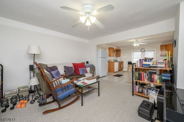 324 N 8Th Ave, Manville Boro, NJ 08835