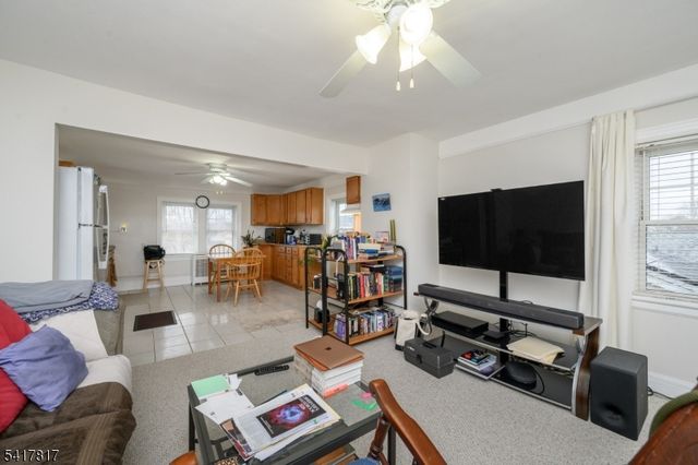 324 N 8Th Ave, Manville Boro, NJ 08835