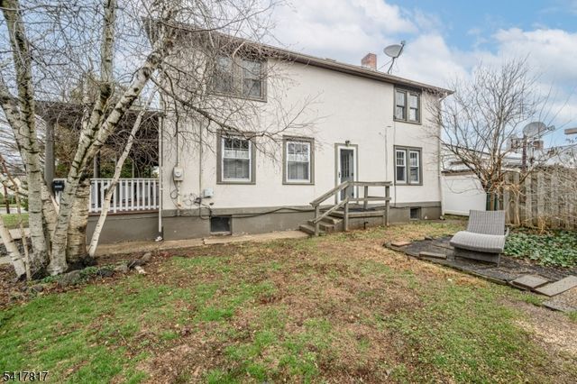 324 N 8Th Ave, Manville Boro, NJ 08835