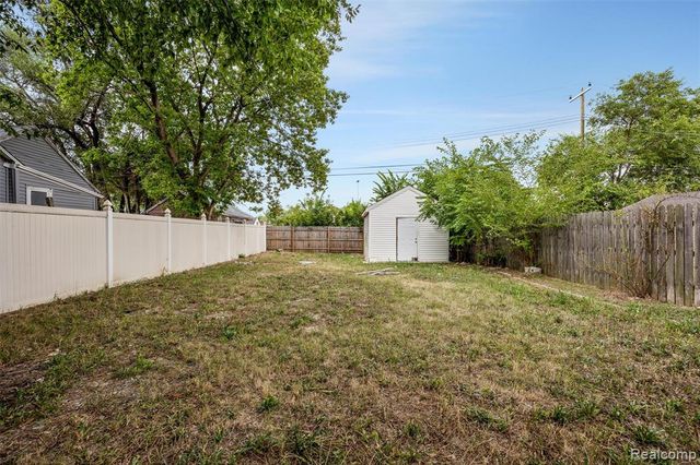 6380 Ashton Avenue, Detroit, MI 48228
