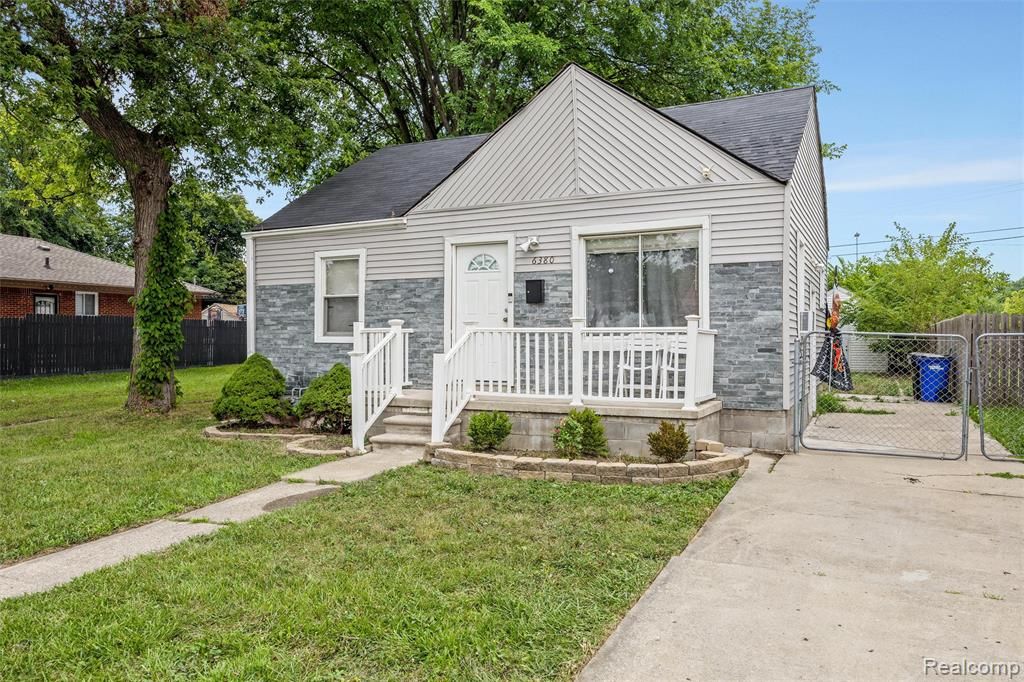 6380 Ashton Avenue, Detroit, MI 48228