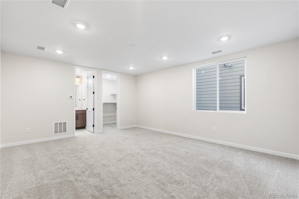 Image 16 of property listing at 12110 Octave Avenue, Lone Tree, CO 80134