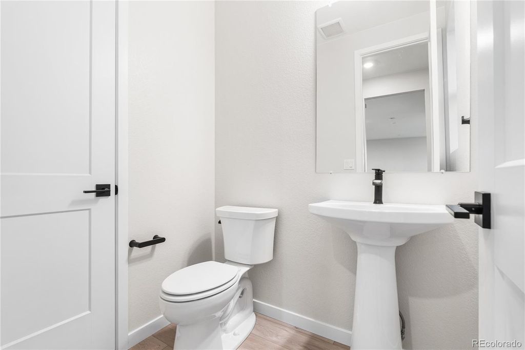 Image 28 of property listing at 12110 Octave Avenue, Lone Tree, CO 80134