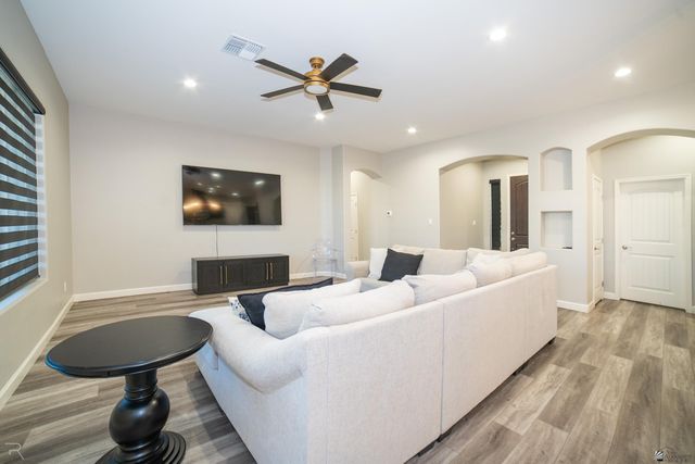 8464 E 37 Ln, Yuma, AZ 85365