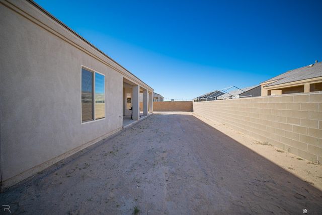 8464 E 37 Ln, Yuma, AZ 85365