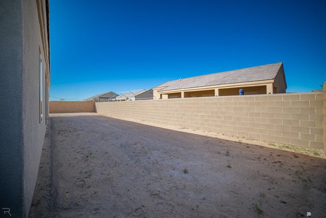 8464 E 37 Ln, Yuma, AZ 85365