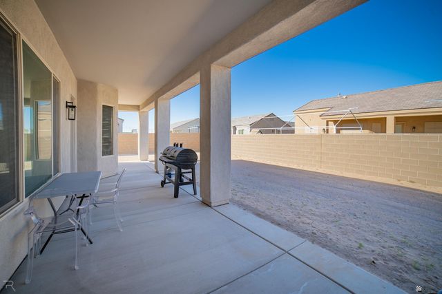 8464 E 37 Ln, Yuma, AZ 85365