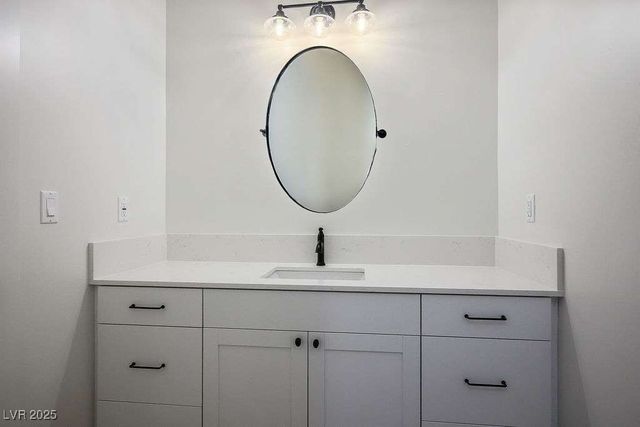 1573 Heights Drive, Logandale, NV 89021