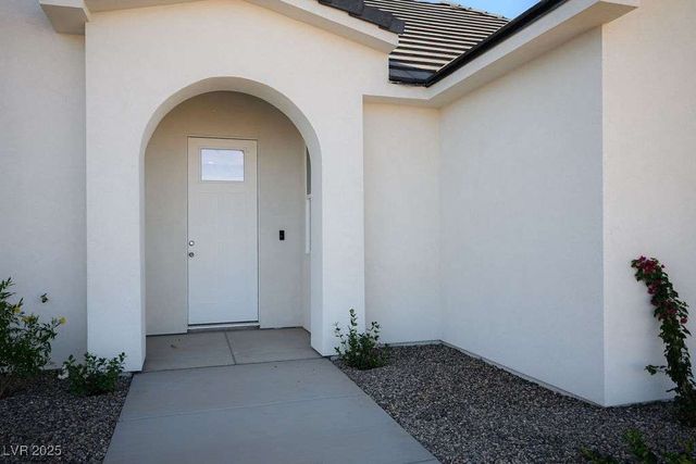 1573 Heights Drive, Logandale, NV 89021