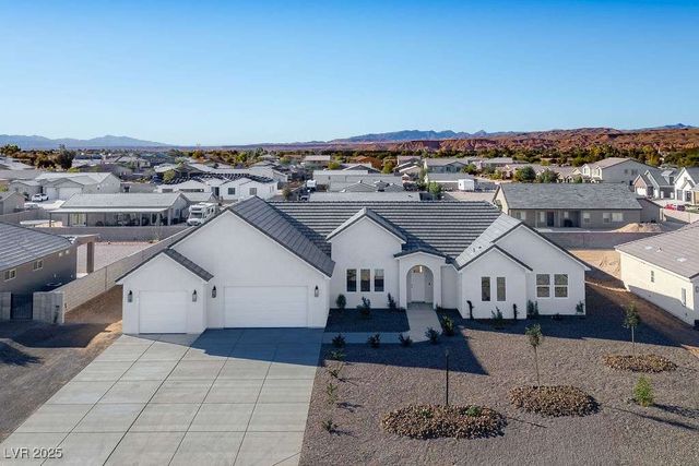 1573 Heights Drive, Logandale, NV 89021