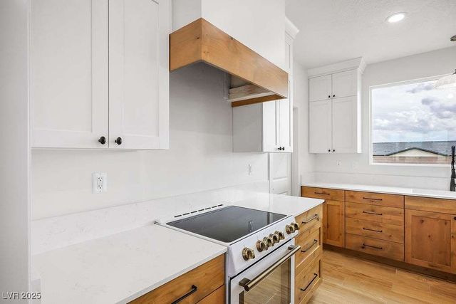 1573 Heights Drive, Logandale, NV 89021