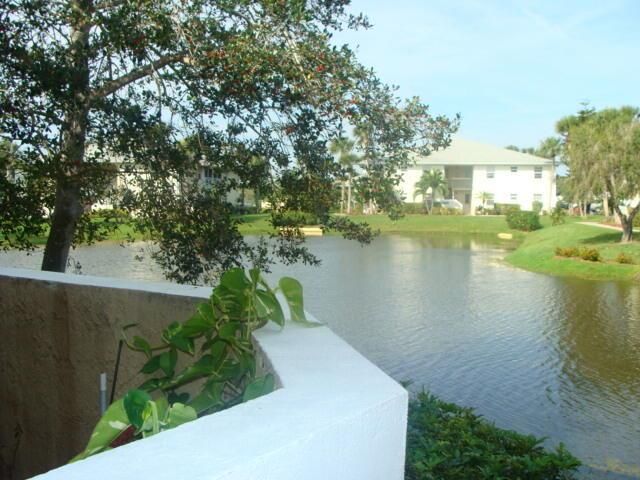 1565 SE Royal Green Circle 108, Port St. Lucie, FL 34952