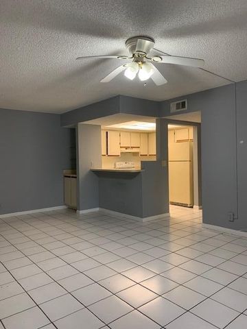 1565 SE Royal Green Circle 108, Port St. Lucie, FL 34952