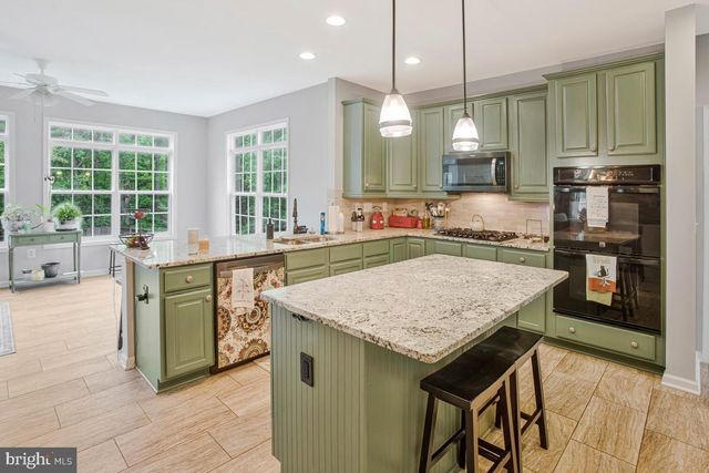 15 BURKE DR, Fredericksburg, VA 22406