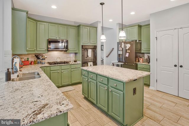 15 BURKE DR, Fredericksburg, VA 22406